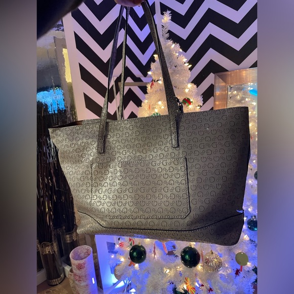 Brown Guess Purse - Picture 5 of 6